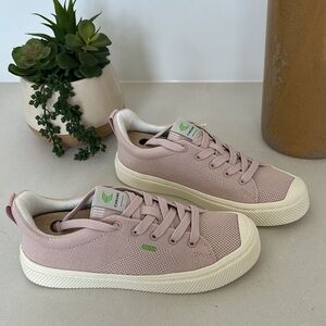 CARIUMA IBI LOW ROSE KNIT SNEAKERS SHOES SIZE 7 WOMEN 5.5 MEN BRAND NEW